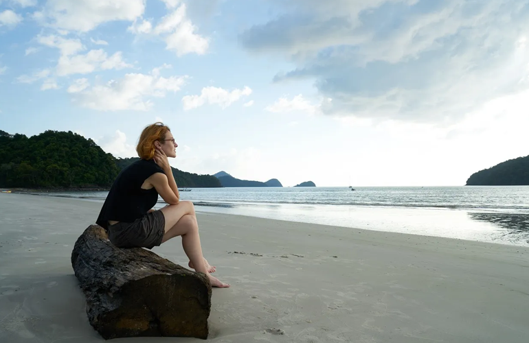 The Exploitation of the Sunk Cost Fallacy in Video Game Design